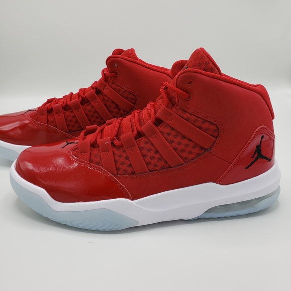 aura jordans red